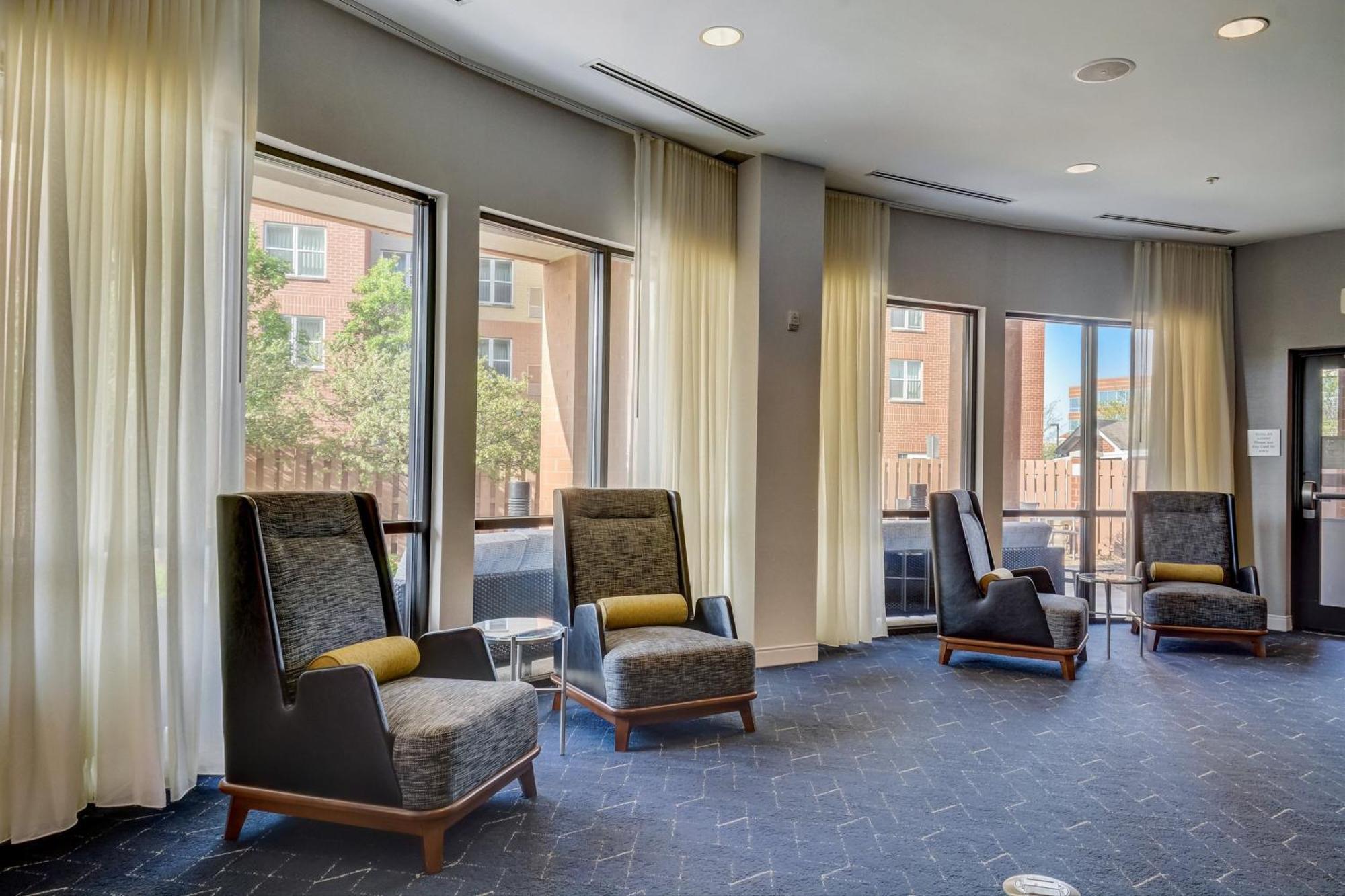 Courtyard Cincinnati North At Union Centre West Chester Zewnętrze zdjęcie